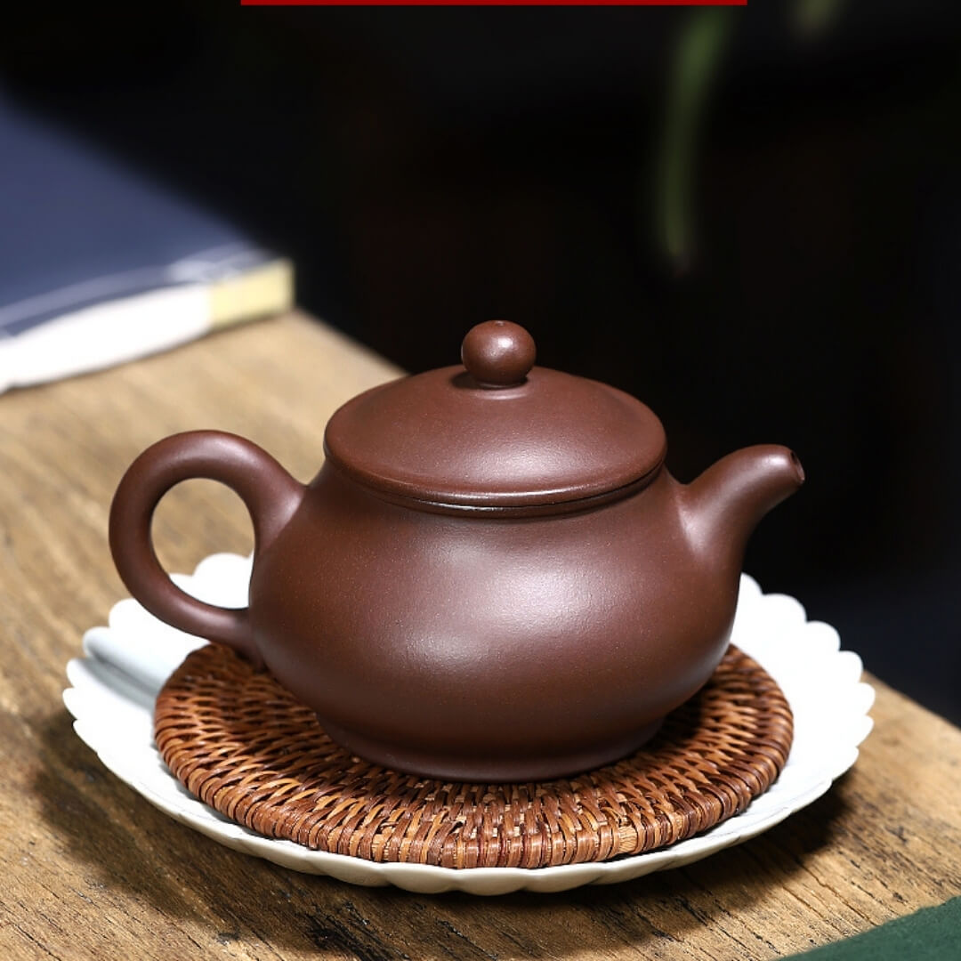 Handmade Yixing Zisha Teapot • Pan Hu